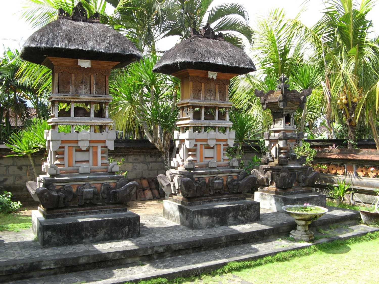 Rumah Adat Bali : Nama, Filosofi, Unsur, Beserta Gambar dan Penjelasan