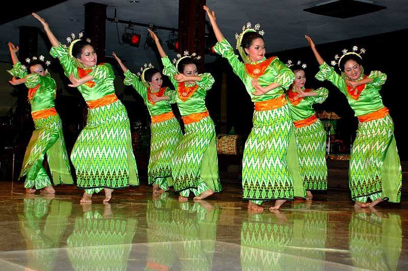 Seni Tari UnsurUnsur dan Jenis tarian di Indonesia
