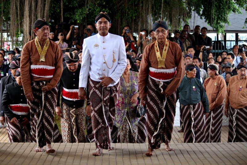 Suku Di Indonesia Berdasarkan Provinsi Penjelasan dan Gambarnya